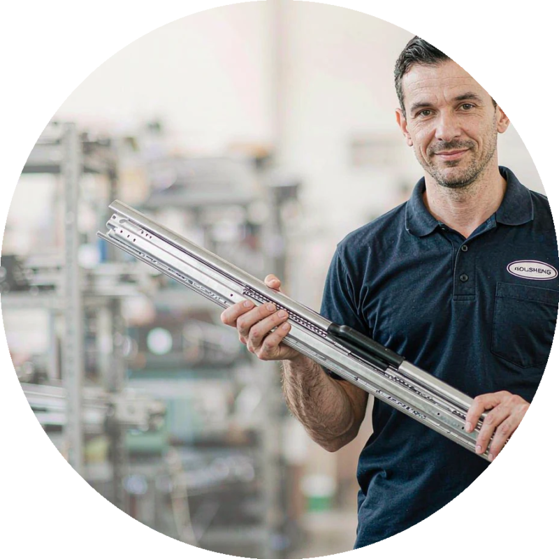 AOLISHENG industrial sales engineer presenting a heavy-duty double-row drawer slide rail